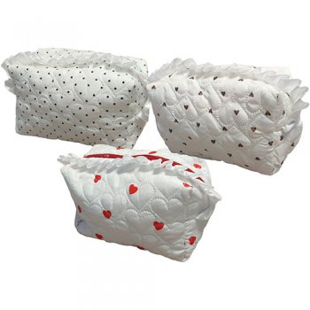 10468- NECESSAIRE ACOCHOADA CORAÇÃO